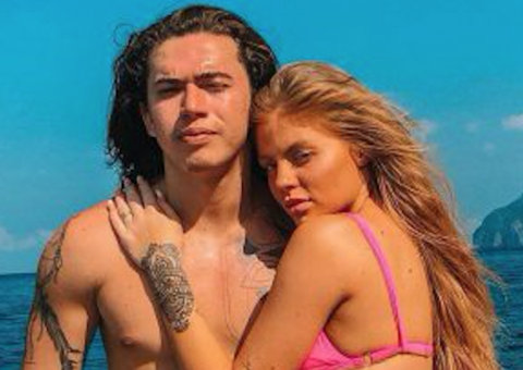 Luísa Sonza aparece só de calcinha em foto íntima na cama com Whindersson Nunes 