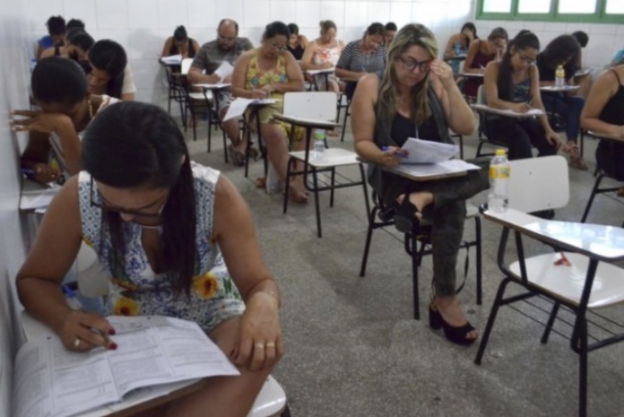 Processo seletivo é aberto com 111 vagas no Amazonas e salários de até R$ 4,7 mil