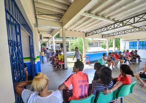 Matrículas em escola que teve regime militar cancelado iniciam em Manaus 