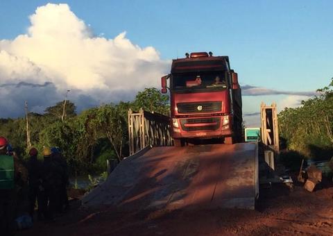 Dnit proíbe tráfego de veículos pesados em rodovia do Amazonas e prejudica município