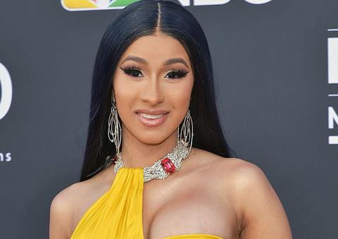 Armado em shopping, marido de Cardi B é detido nos EUA