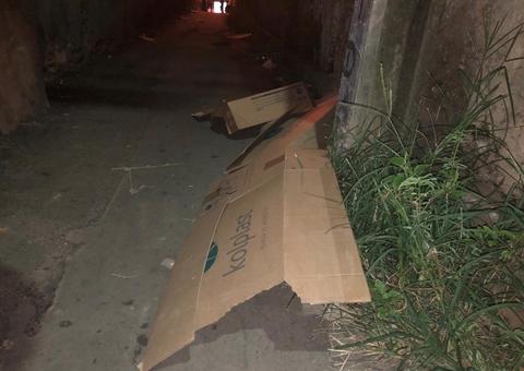 Partes de um crime: Par de pernas é encontrado desovado em beco na Compensa