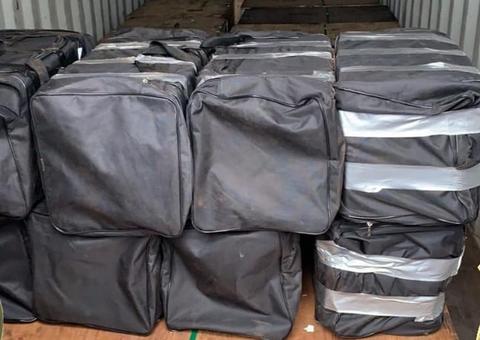 Receita Federal encontra 221 kg de cocaína em contêiner em porto