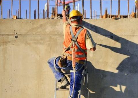 Proposta reduz jornada semanal de trabalho de 44 para 36 horas