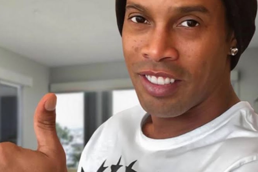 Ronaldinho é processado por suposta ligação a empresa suspeita de golpe