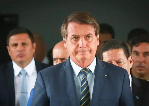 Bolsonaro anuncia fábrica 'que extrai água do ar'