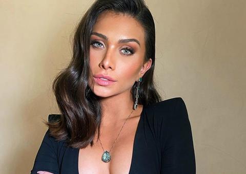 Flavia Pavanelli é pedida em casamento e diz que namorado a enxerga 'além da make'
