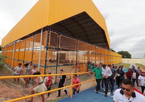 Centro de convivência é entregue revitalizado em Manaus