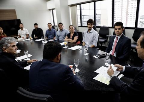 Presidente do TJAM empossa novos servidores aprovados em concurso público