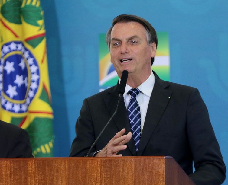 Coronavírus: Bolsonaro envia projeto ao Congresso para repatriar brasileiros na China