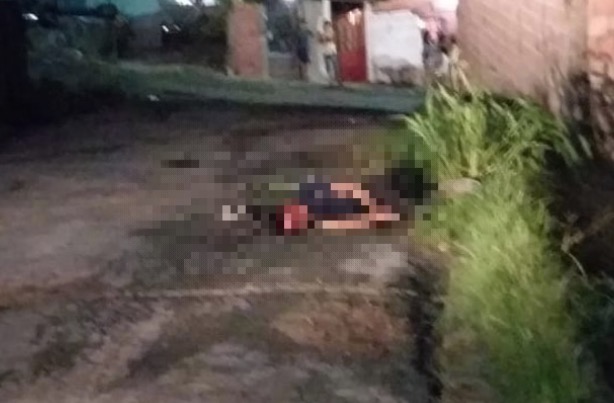 Homem é espancado após suposto arrastão em bairro de Manaus