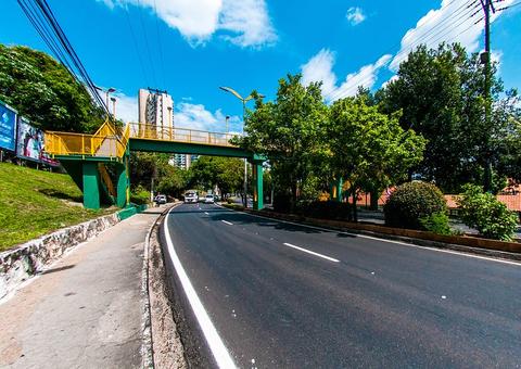 Requalifica restaura pistas de 205 vias em Manaus, diz prefeitura