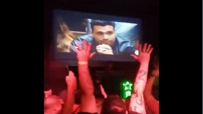 Em casa de show, público vai à loucura com eliminação de Petrix do BBB20 