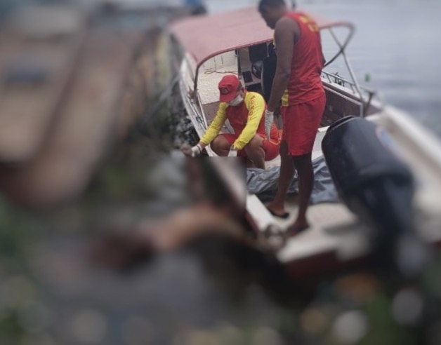 Corpo de desconhecido é encontrado boiando perto de cervejaria em Manaus