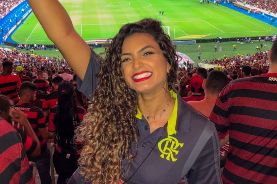 Repórter relata assédio de torcedor do Flamengo: 'apertou a minha b***'