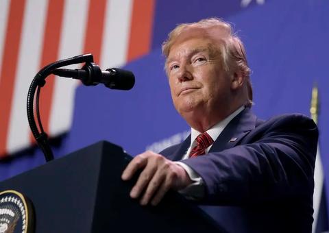 Trump se livra de impeachment e concentra esforços na reeleição  