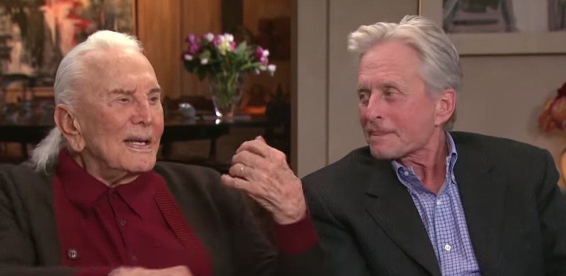 Morre Kirk Douglas, astro da era de ouro de Hollywood, aos 103 anos