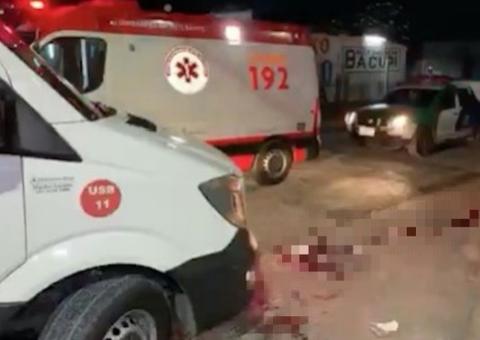 Em Manaus, dupla é baleada por supostos criminosos em parada de ônibus 