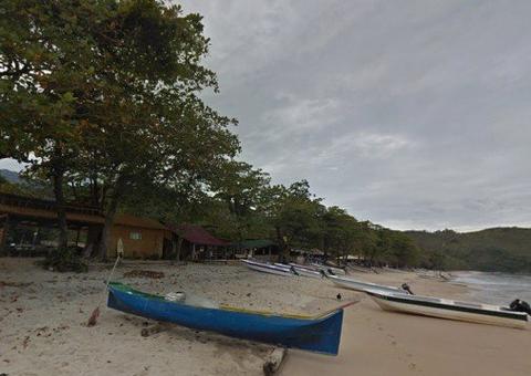 Recém-casados, turista é morto e esposa estuprada durante férias em praia 