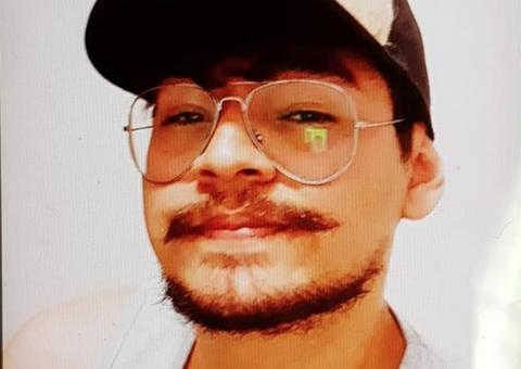 Jovem sai dizendo que ia para casa da namorada e desaparece em Manaus 