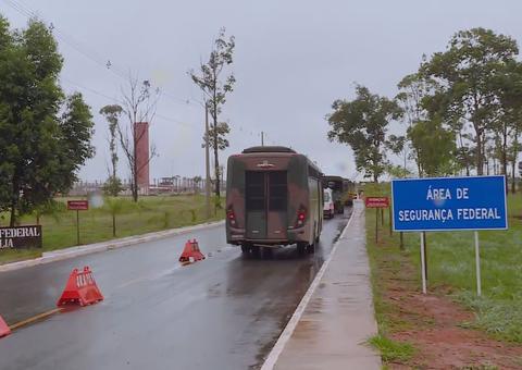 Bolsonaro autoriza uso do Exército em presídio que abriga chefes de facções