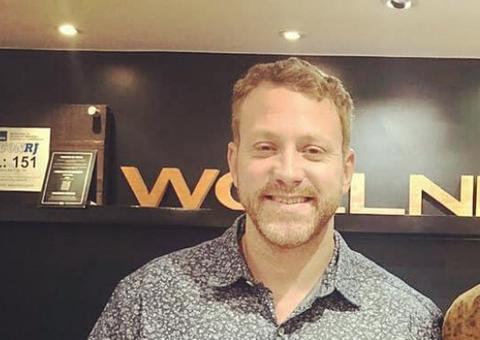 Sergio Hondjakoff, o Cabeção de 'Malhação', anuncia que será pai