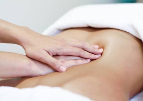 Mulher é flagrada aplicando golpes em clínica de estética no Vieiralves  