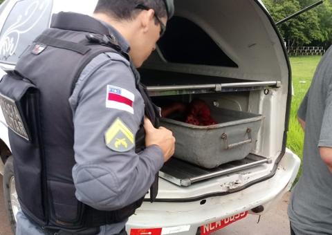 No Amazonas, homem é encontrado degolado às margens de campo de futebol