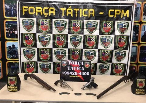 Com arsenal escondido em carro, homem é preso a caminho de 'entrega' em Manaus