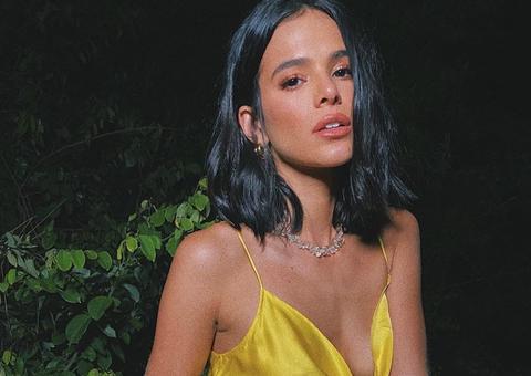 Bruna Marquezine exibe corpão em foto sensual só de lingerie e dispara: ‘uma semana’