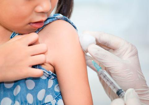 Vacinação contra o sarampo é reiniciada com nova faixa etária em Manaus