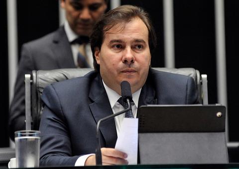 Rodrigo Maia deve trabalhar para desmontar Zona Franca de Manaus, diz colunista 