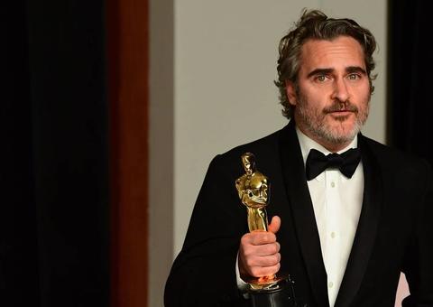 Look com nomes de diretoras e discurso pelo veganismo estão entre momentos politizados do Oscar