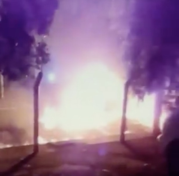 Cantor sertanejo Henrique respira por aparelhos após acidente 