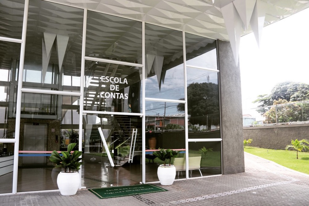 Em parceria com UEA, TCE vai ofertar cursos de pós-graduação em Manaus