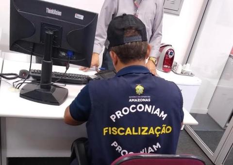 Agências bancárias são multadas por descumprimento à Lei das Filas em Manaus