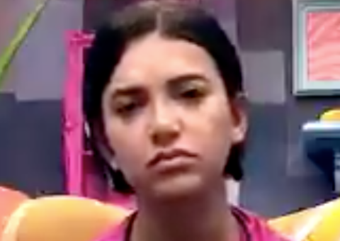 BBB20: Manu Gavassi abandona confessionário após recusar mandar mensagem para Hadson 