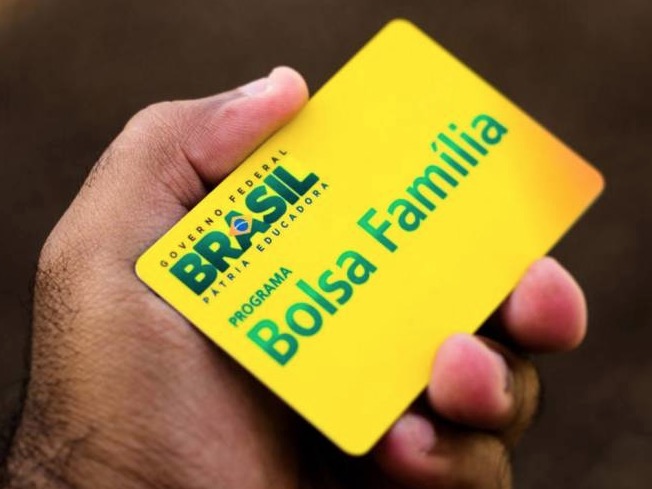 Saque do Bolsa Família é liberado para mais de 300 mil famílias no Amazonas