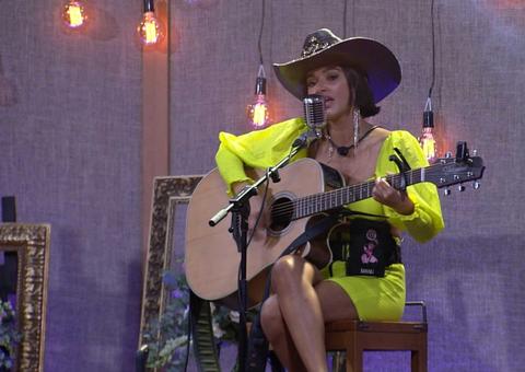 BBB20: Manu Gavassi canta durante festa do líder e público comemora: 'O auge'