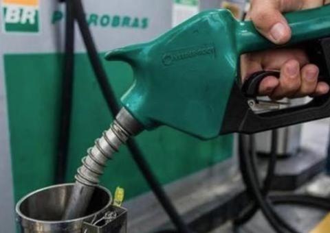 Gasolina mais barata de Manaus é vendida a R$ 4, 67; confira pesquisa semanal
