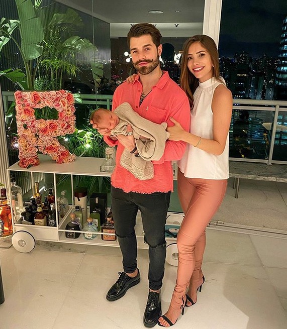 Papai de primeira viagem, Alok conta o que mudou após o nascimento de Ravi