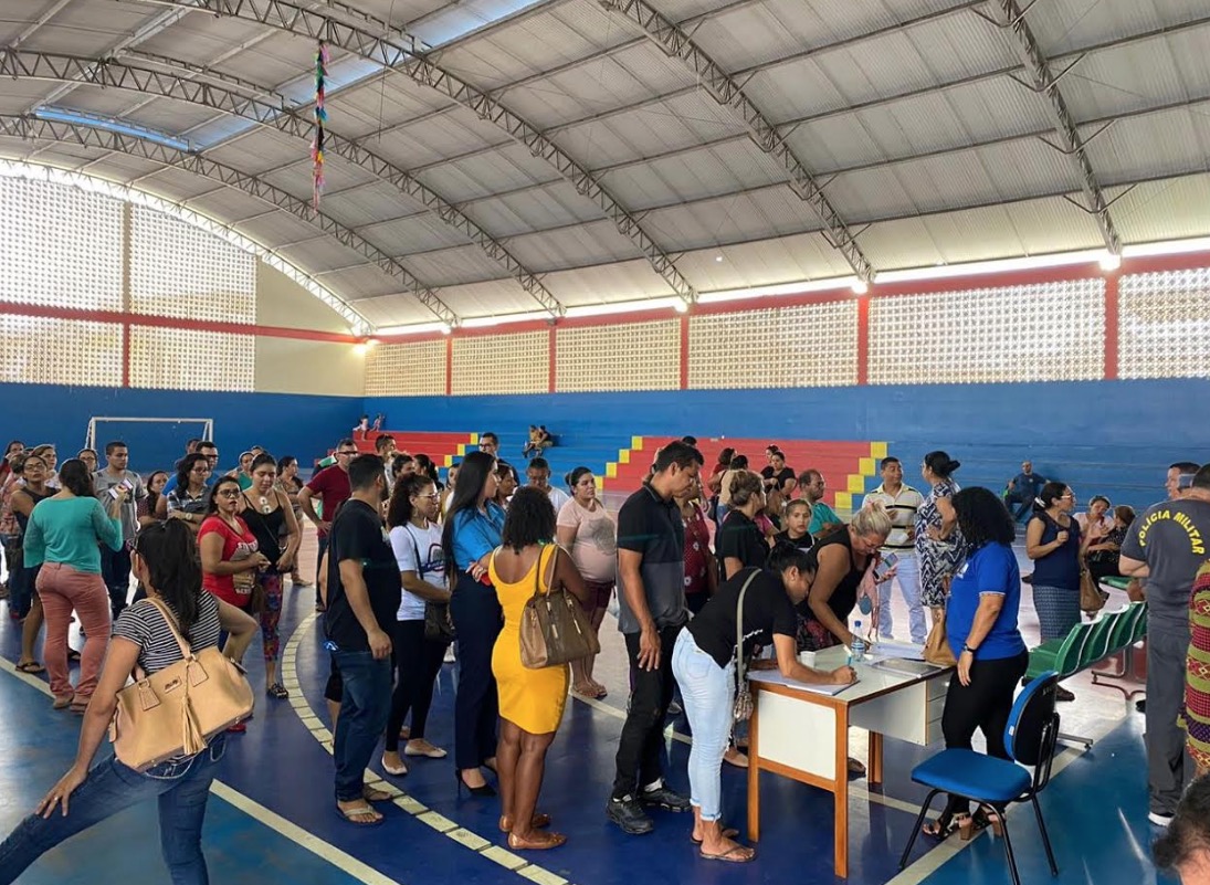 Aulas são suspensas em CMPM por rachaduras no prédio em Manaus 