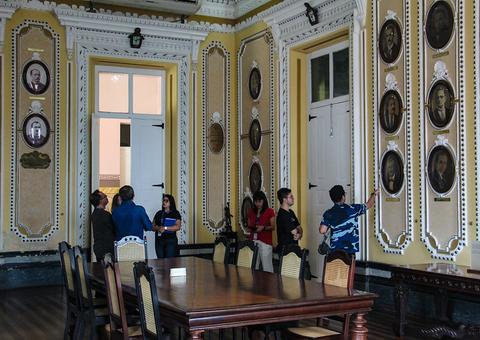 Espaços culturais do centro histórico interrompem atividades neste sábado