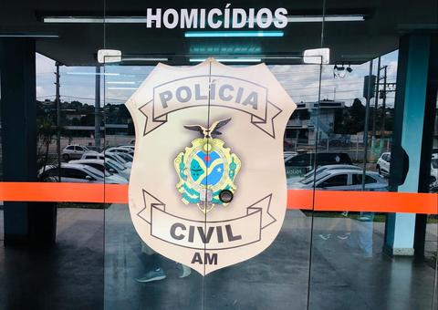 Homem é morto a tiros ao caminhar por rua de Manaus 