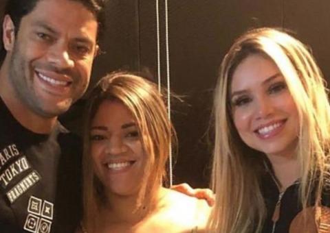 Irmã de Hulk detona ex-mulher do jogador e elogia nova namorada