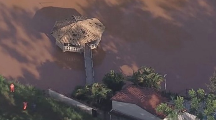 Corpo de menino desaparecido é encontrado boiando em lagoa 