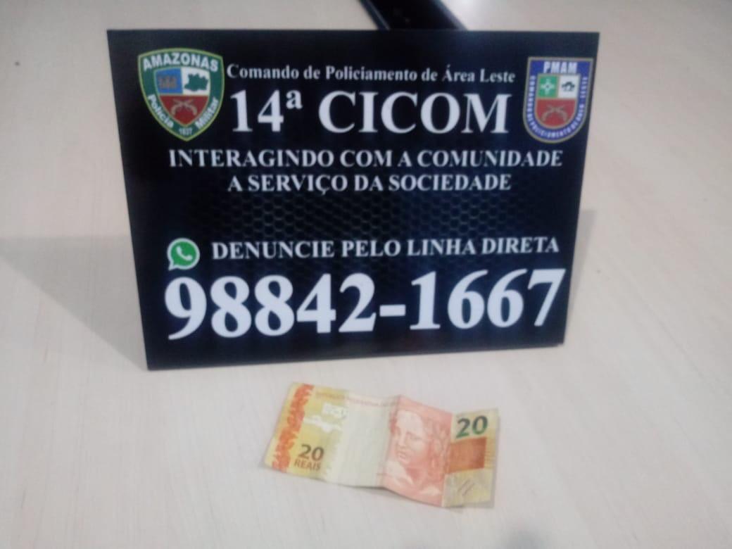 Jovem usa nota falsa em comércio, é pego e tenta agredir policiais em Manaus 