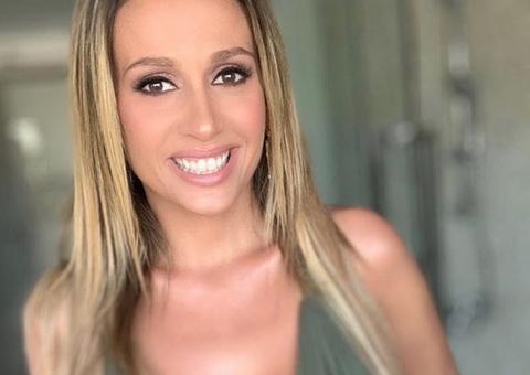 Luísa Mell surge irreconhecível fantasiada de Rita Lee para o Carnaval