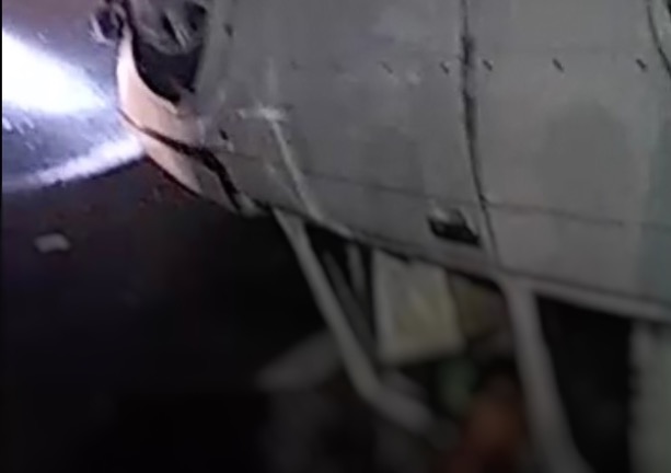 Roda sai de carro e homem tem a cabeça partida em grave acidente em Manaus