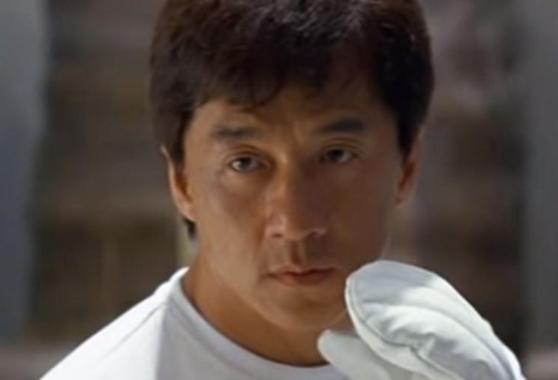 Jackie Chan oferece R$ 615 mil a quem desenvolver medicamento contra coronavírus